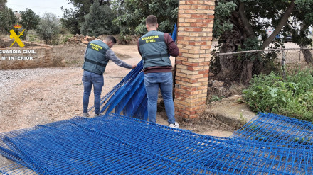La Guardia Civil encontró las vallas robadas en una masía de Castellón
