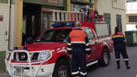 Voluntarios de Protección Civil en la zona del incidente