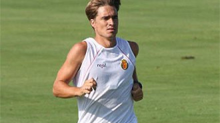 Javier Dorado en un entrenamiento en su etapa en el RCD Mallorca