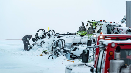 Los servicios de pistas de Sierra Nevada, especialmente los maquinistas, evaluarán el efecto real de la última nevada en la oferta esquiable