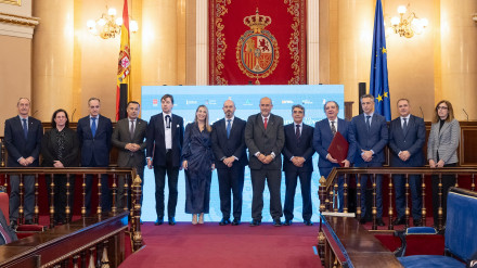 participa en el acto de entrega del Premio Nacional de Tauromaquia 2024 en el Senado