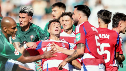 Lucas Boyé en el anterior partido que el Granada disputó frente al Racing de Ferrol