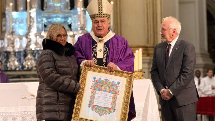 La Pregonera de la Semana Santa, Mamen Sánchez, recibió el pergamino con su nombramiento en Miércoles de Ceniza en la Catedral