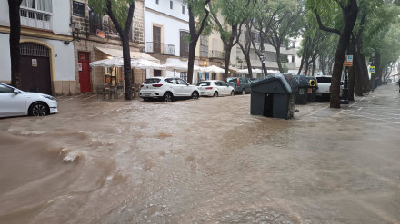 Imagen de la calle Porvera inundada tras una fuerte tromba de agua la tarde del 12-03-25