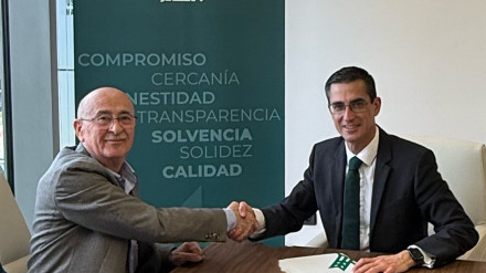 Caja Rural de Jaén y la AEPO impulsan el futuro empresarial del Polígono Los Olivares con un nuevo convenio