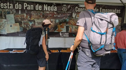 Peregrinos en el concello de Neda