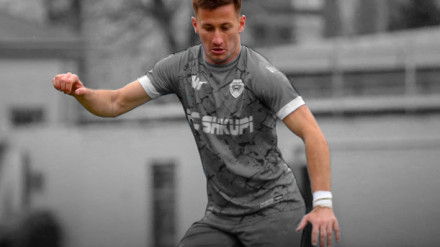 Un futbolista de primera división, entre las víctimas del incendio de una discoteca de Macedonia del Norte