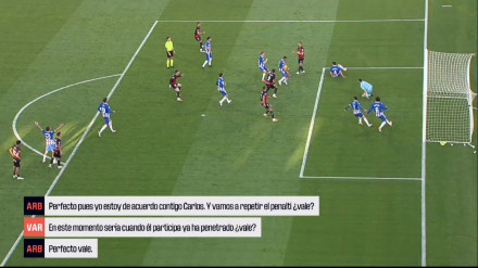 Captura del audio del VAR en la repetición el penalti del Mallorca-Espanyol