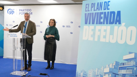 Azcón y Gamarra en la presentación del Plan de vivienda.