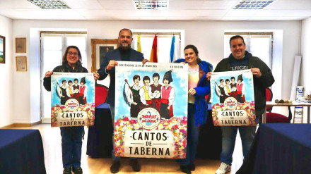 La presentación de  "Cantos de taberna" tuvo lugar en el concello de Pontedeume