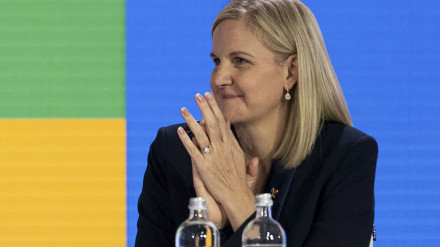 La zimbabuense Kirsty Coventry, es la primera presidenta de la historia del COI.