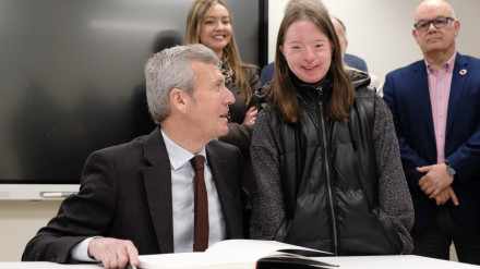 El presidente de la Xunta en el acto de inauguración de la nueva sede de Down Ourense