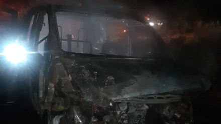 El vehículo se incendió en la carretera  AC142 en As Pontes