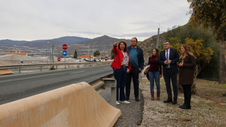 La alcaldesa de Gualchos-Castell de Ferro pide al Gobierno un paso de peatones en la N-340
