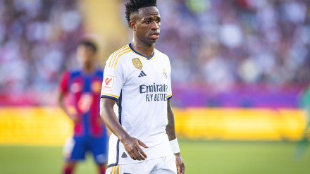 Vinicius Junior (Real Madrid) visto durante el partido de fútbol del campeonato español La Liga EA Sports entre Barcelona vs Real Madrid, más conocido como El Clásico, jugado en el estadio Olímpico de Montjuic
