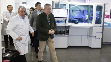 Visita Caamaño laboratorio