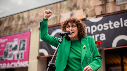Foto de archivo de la alcaldesa de Santiago, Goretti SanmartínEl ayuntamiento de Santiago promueve este acto con motivo del 50º aniversario del 25 de abril y como homenaje a la sociedad portuguesa y a Zeca Afonso, que cantó Grândola, Vila Morena por primera vez en esta ciudad. Fotos: Agostiño Iglesias