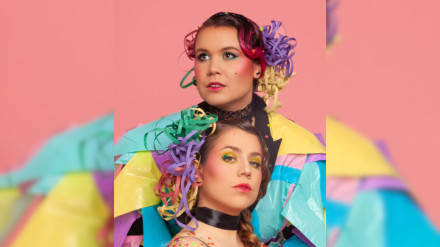 Dos actrices españolas 'reviven' el cuplé con un proyecto innovador: dijeron "a por ello"