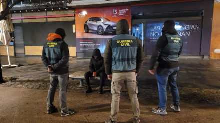 Instante de la detención del yihadista en GranadaGUARDIA CIVIL