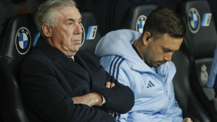 Carlo Ancelotti, durante el partido de la jornada 29 de LaLiga ante el Leganés en el Bernabéu.