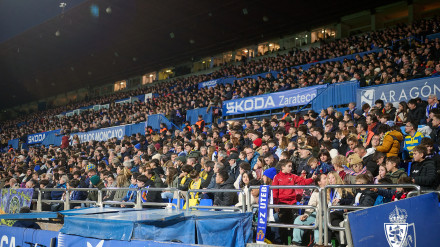 Imagen de la grada de La Romareda en un partido de este curso.