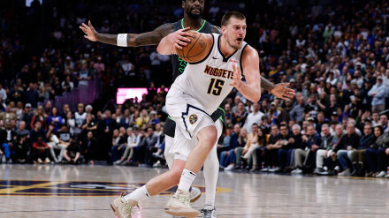 Jokic, en el partido ante los Wolwes