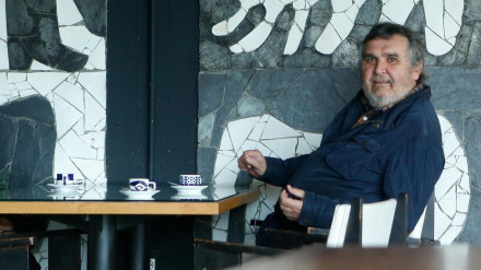 Segismundo García sonríe