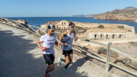 Dos corredores disputando la prueba en una edición anterior