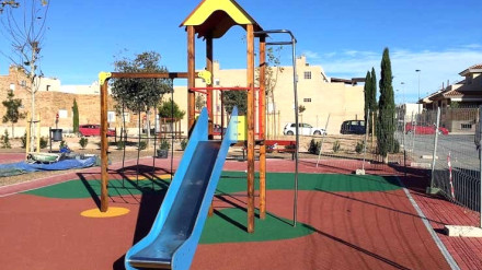 Elementos infantiles en Los Dolores