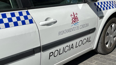 Coche patrulla de la Policía Local de Córdoba