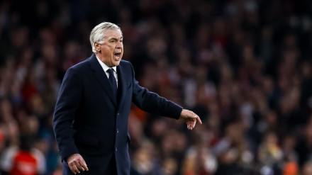 Ancelotti, muy enfadado durante el partido contra el Arsenal