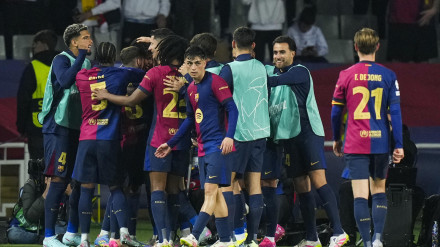 El Barcelona celebra el 4-0 de Lamine Yamal al Dortmund
