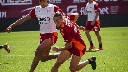 El Real Murcia busca el liderato