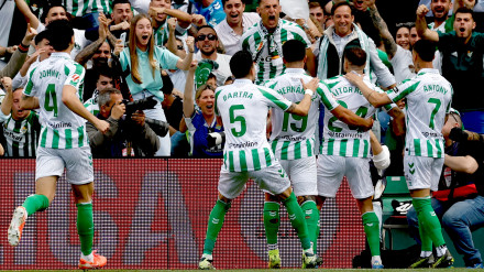 Aitor Ruibal celebra el 1-0 a favor del Betis frente al Villarreal