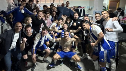 La Unión acaricia el ascenso