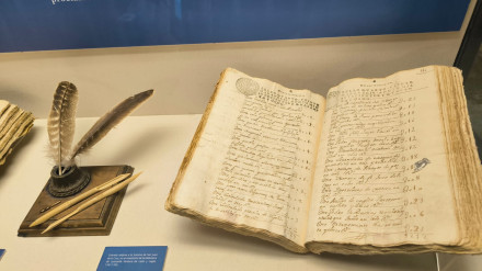 La exposición "Olor a Santidad" estará en el Archivo Provincial hasta el 30 de abril