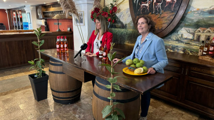 María Elena Targa en COPE: "La idea era sacar algo con menos graduación, más alegre, divertido y más tropical"