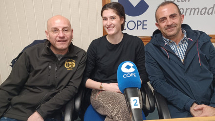 De izq. a dcha. Fran Piñeiro, Blanca Gómez y José Ángel Vázquez