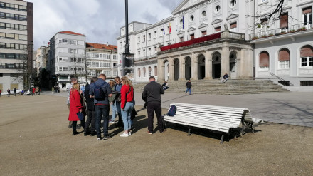 Un grupo de turistas esta martes en la plaza de Armas