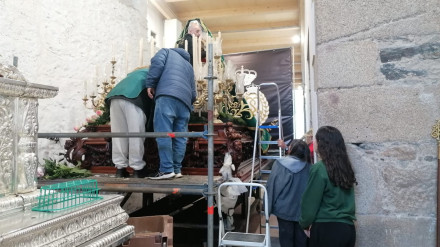 El corralón de Dolores registra este Martes Santo una gran actividad