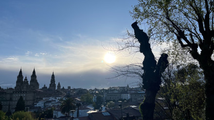 Imagen de la Catedral de Santiago desde La Alameda este martes
