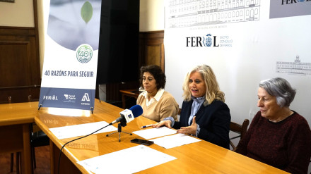 Helena Insua, Rosa Martínez y Sari Alabou este miércoles durante la presentación