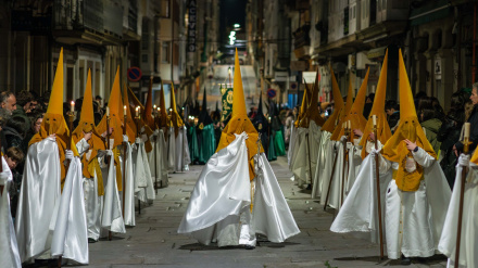 La procesión de Dolores es la que más tronos sacará a la calle