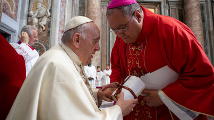 Don José María Gil Tamayo junto al Papa Francisco
