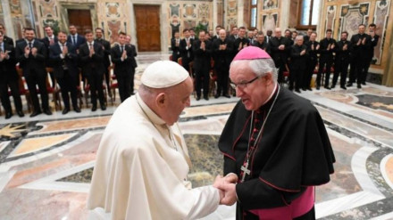 El Santo Padre junto al arzobispo de Sevilla