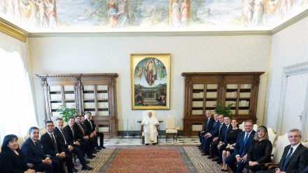 El Papa con los alcaldes y alcaldesas del Grupo de Ciudades Patrimonio de la Humanidad de España con motivo el 30 aniversario de la creación del Grupo que reúne a las 15 ciudades reconocidas por la UnescoPOLITICA ESPAÑA EUROPA ISLAS CANARIASSIMONE RISOLUTI