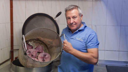 Ángel Muñoz, propietario de 'Pescados Muñoz'.