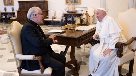 El arzobispo de Sevilla, José Ángel Saiz Meneses, con el Papa Francisco