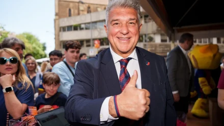 Joan Laporta, durante las celebraciones de Sant Jordi de este miércoles en Barcelona.