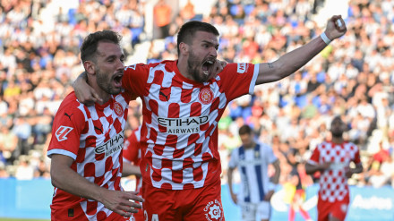 Stuani celebra el primer tanto marcado para el Girona en Butarque frente al Leganés